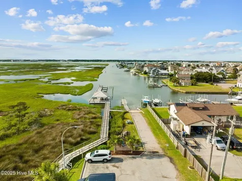 602 W Ft Macon Road Atlantic Beach NC 28512