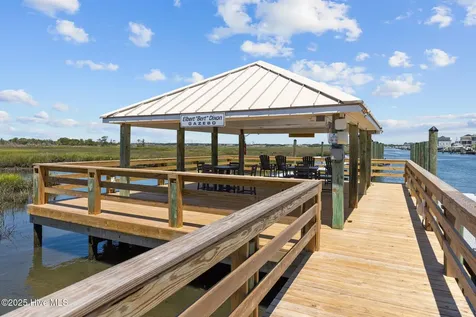 602 W Ft Macon Road Atlantic Beach NC 28512