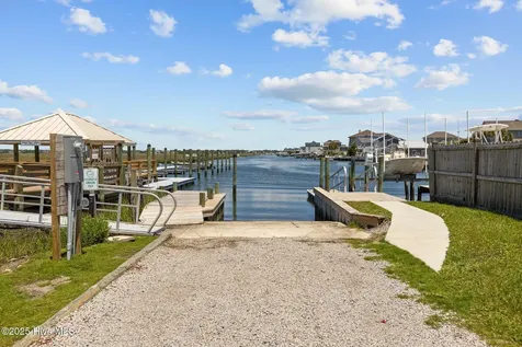 602 W Ft Macon Road Atlantic Beach NC 28512