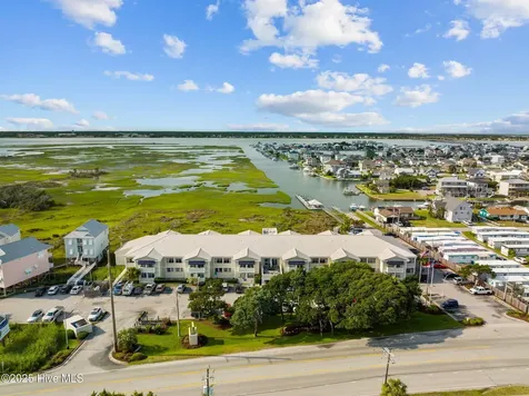 602 W Ft Macon Road Atlantic Beach NC 28512