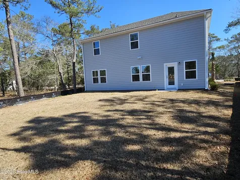 545 Glitter Bay Loop Shallotte NC 28470