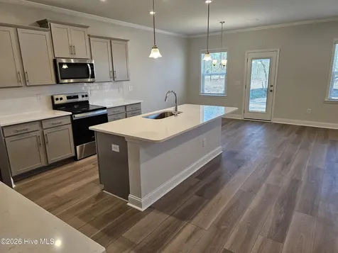 545 Glitter Bay Loop Shallotte NC 28470