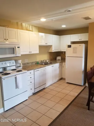 492 Little River Farm Boulevard Carthage NC 28327