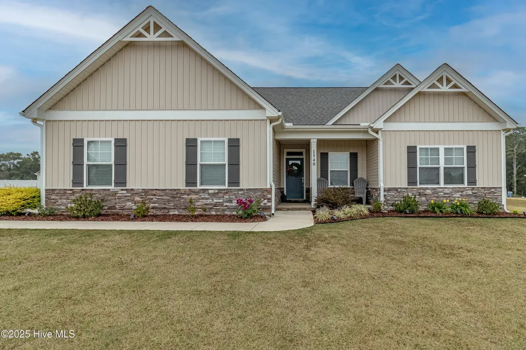 1540 Antioch Road NE Pikeville NC 27863