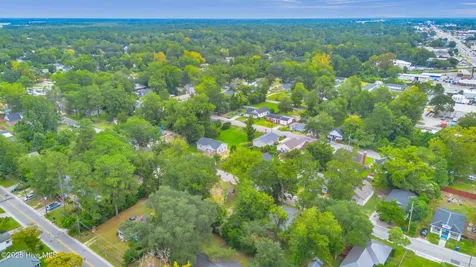 17 Montgomery Avenue Wilmington NC 28405