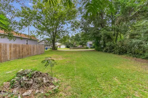 17 Montgomery Avenue Wilmington NC 28405