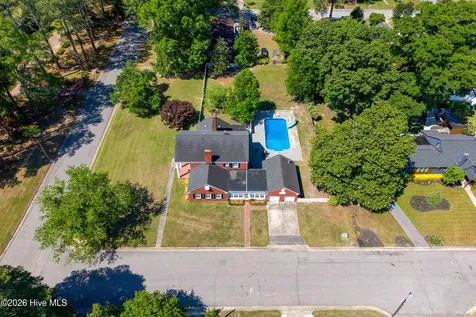 800 S Howard Circle Tarboro NC 27886