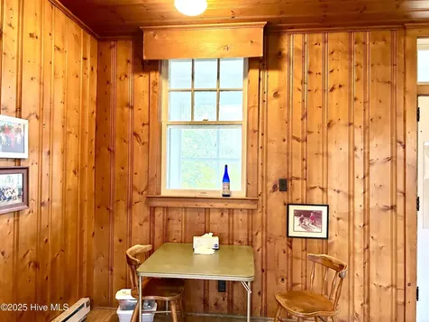 2740 Nc 71 Maxton NC 28364