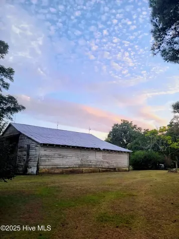 2740 Nc 71 Maxton NC 28364