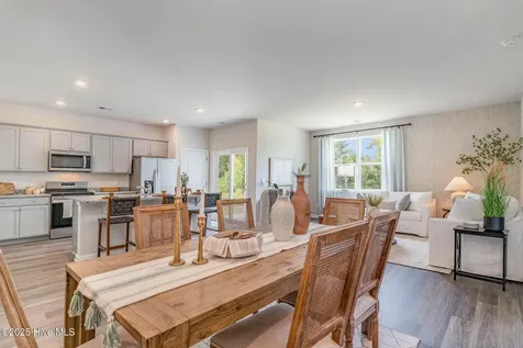 4433 East Coast Lane Shallotte NC 28470