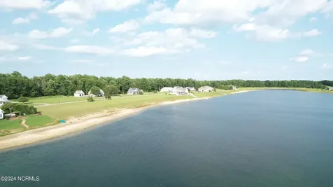 317 Schooner Landing Drive Edenton NC 27932