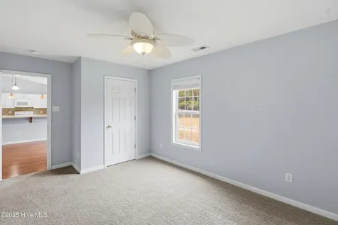 118 Magnolia Lane Hubert NC 28539