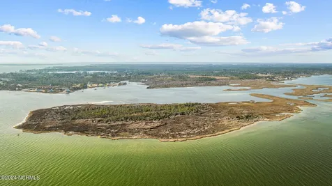 0 Bells Island Marshallberg NC 28553