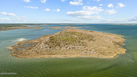 0 Bells Island Marshallberg NC 28553