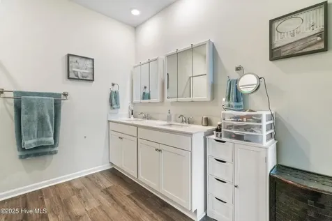 1272 Clendon Circle Leland NC 28451