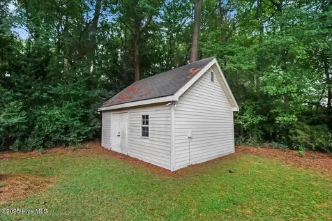 2407 Sparre Drive Kinston NC 28504
