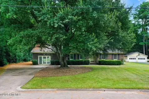 2407 Sparre Drive Kinston NC 28504