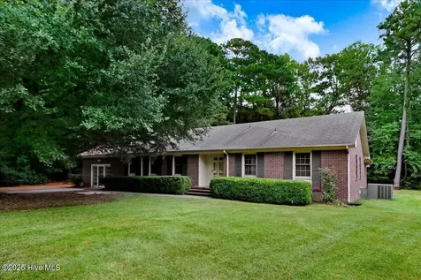 2407 Sparre Drive Kinston NC 28504