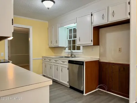 2407 Sparre Drive Kinston NC 28504