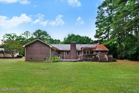 2407 Sparre Drive Kinston NC 28504