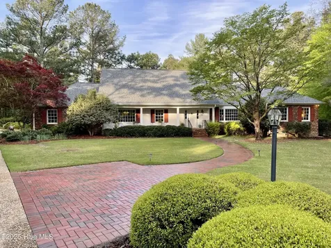 80 Wilson Road Pinehurst NC 28374