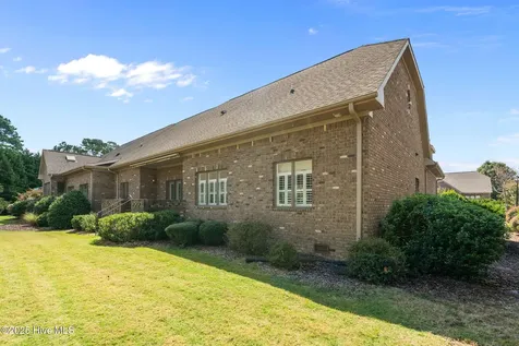 7 Stanton Circle Pinehurst NC 28374