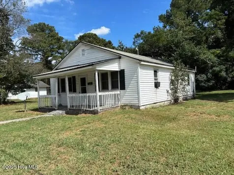 3645 Williams Street Farmville NC 27828