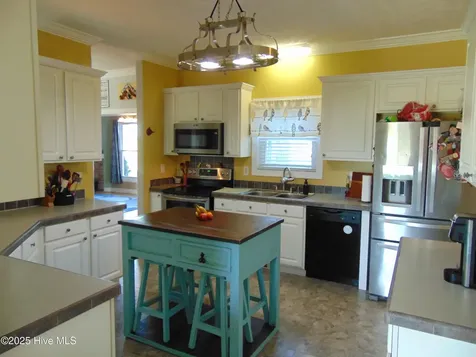 13619 Us Highway 258 Scotland Neck NC 27874