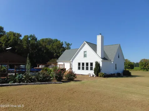 13619 Us Highway 258 Scotland Neck NC 27874