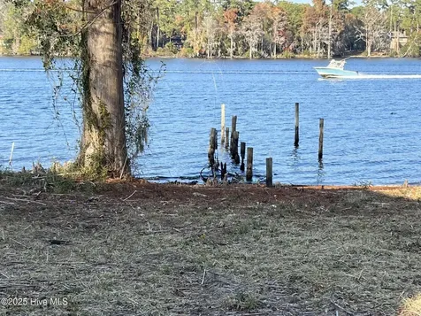 2321-B Chinquapin Road New Bern NC 28562