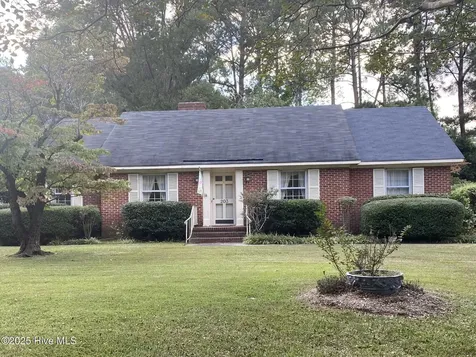 203 Brentwood Drive N Wilson NC 27893