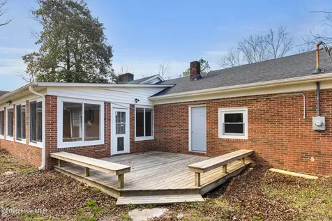 247 Farmlife Avenue Vanceboro NC 28586