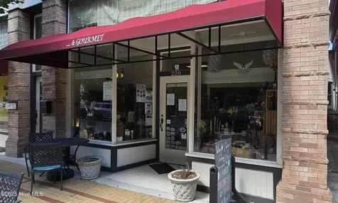 220 W Main Street Washington NC 27889