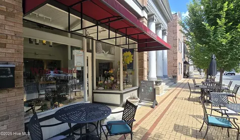 220 W Main Street Washington NC 27889