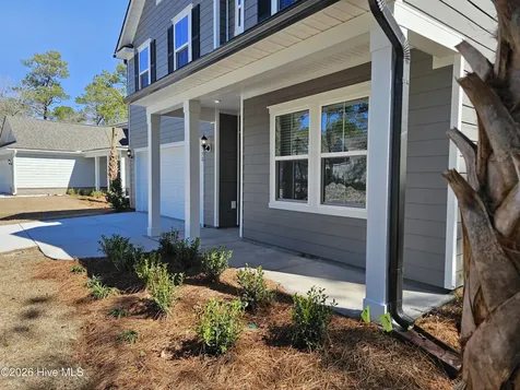 550 Glitter Bay Loop Shallotte NC 28470