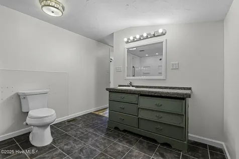 1121 River Street Jacksonville NC 28540