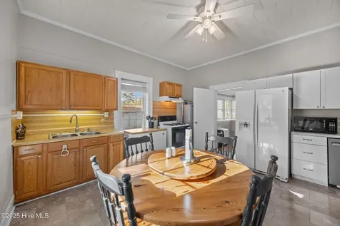 202 N Main Street Walstonburg NC 27888