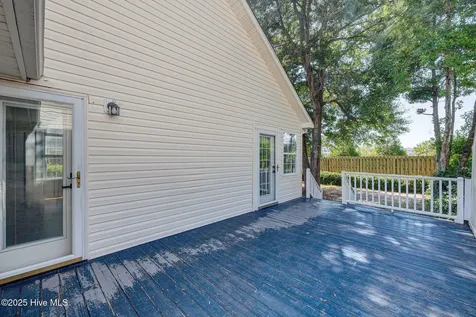 109 Lighthouse Drive Carolina Beach NC 28428