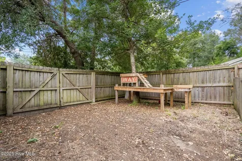 233 Buff Circle Wilmington NC 28411