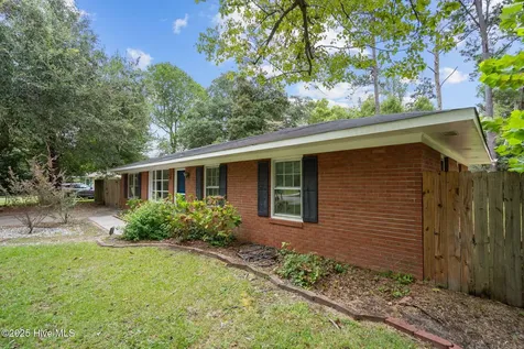 233 Buff Circle Wilmington NC 28411