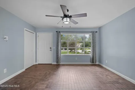 233 Buff Circle Wilmington NC 28411