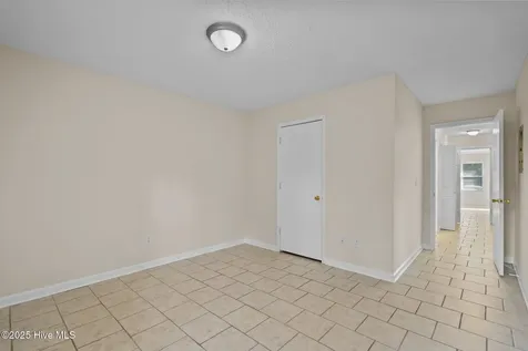 702 Azalea Drive Hampstead NC 28443