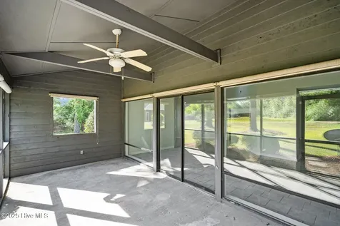 702 Azalea Drive Hampstead NC 28443