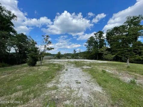 241 Thomas Drive Shallotte NC 28470