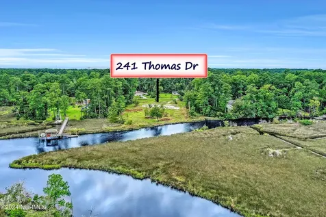 241 Thomas Drive Shallotte NC 28470