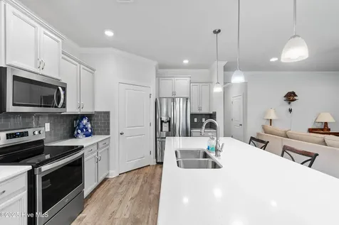 1068 Sea Bourne Way Sunset Beach NC 28468