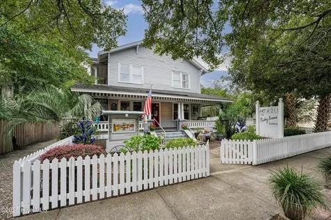 211 N Howe Street Southport NC 28461