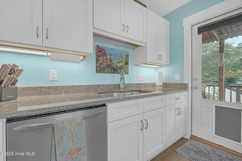 211 N Howe Street Southport NC 28461
