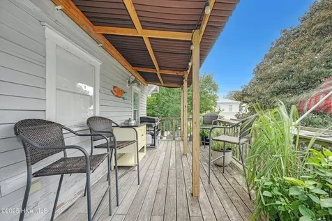211 N Howe Street Southport NC 28461
