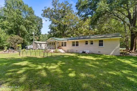 1601 Midway Road SE Bolivia NC 28422